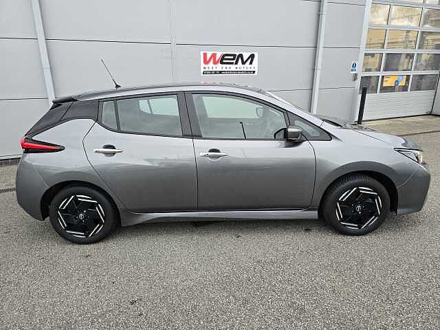 Nissan Leaf E (110kw) Acenta (40kWh) 5 Dr Hatchback