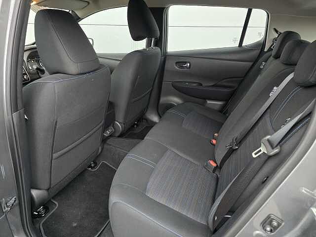 Nissan Leaf E (110kw) Acenta (40kWh) 5 Dr Hatchback