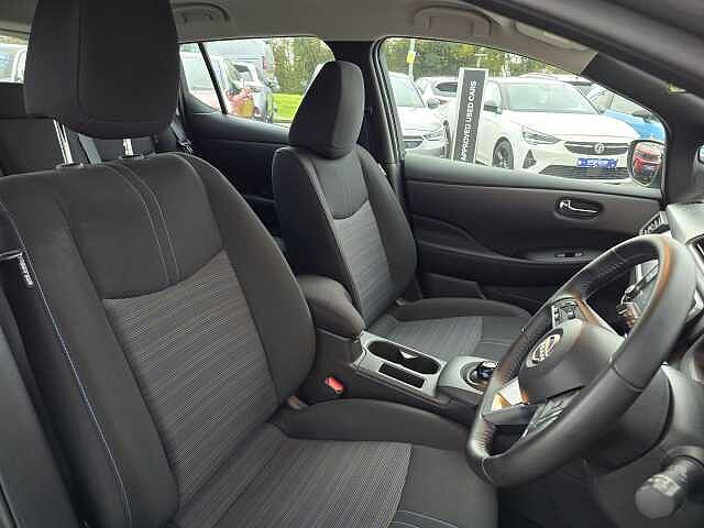 Nissan Leaf E (110kw) Acenta (40kWh) 5 Dr Hatchback