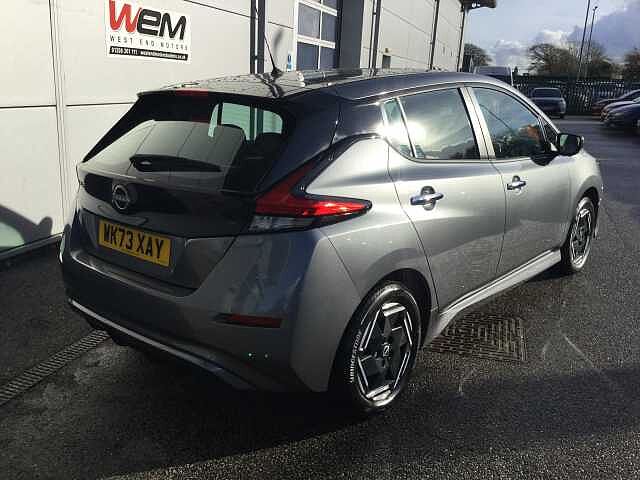 Nissan Leaf E (110kw) Acenta (40kWh) 5 Dr Hatchback