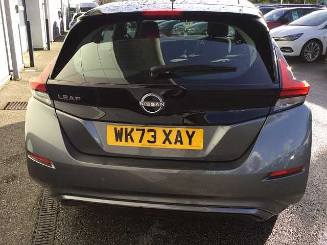 Nissan Leaf E (110kw) Acenta (40kWh) 5 Dr Hatchback
