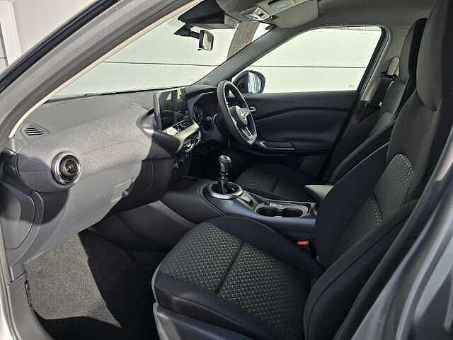 Nissan Juke 1.0 DiG-T Acenta Premium 5dr