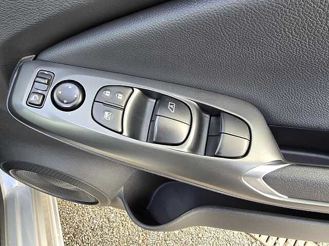 Nissan Juke 1.0 DiG-T Acenta Premium 5dr