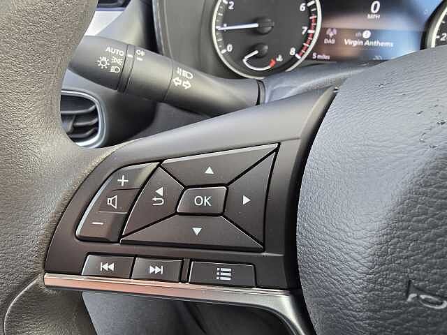 Nissan Juke 1.0 DiG-T Acenta Premium 5dr