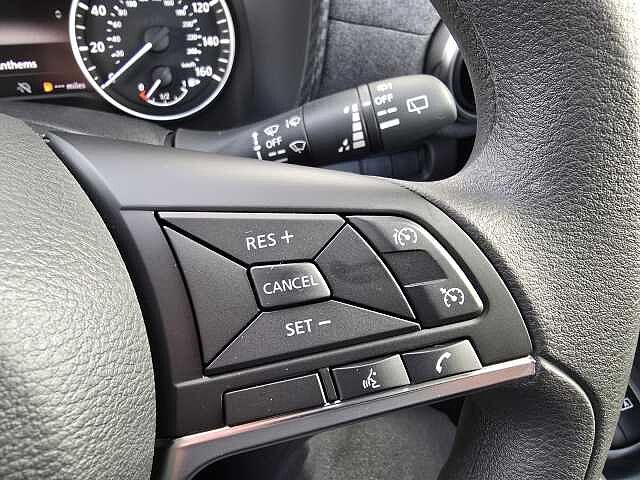 Nissan Juke 1.0 DiG-T Acenta Premium 5dr