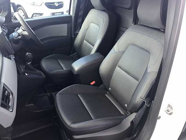 Nissan Townstar Townstar	E (122hp) 45kWh L1 Tekna Panel Van