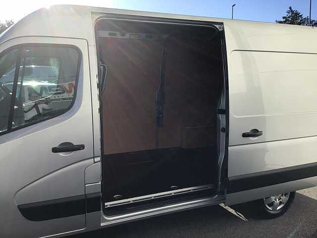 Nissan Interstar 2.3dCi (135ps/Eu6d) F33 L2H2 Tekna