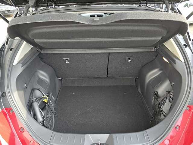 Nissan Leaf E (110kw) N-Connecta (39kWh) 5 Dr Hatchback