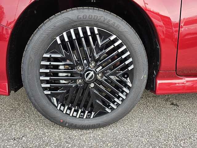 Nissan Leaf E (110kw) N-Connecta (39kWh) 5 Dr Hatchback