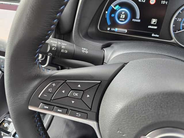 Nissan Leaf E (110kw) N-Connecta (39kWh) 5 Dr Hatchback