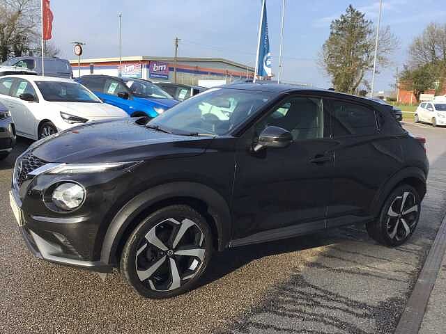 Nissan Juke 1.0 DIG-T N-Connecta (114ps) 5-Door Hatchback