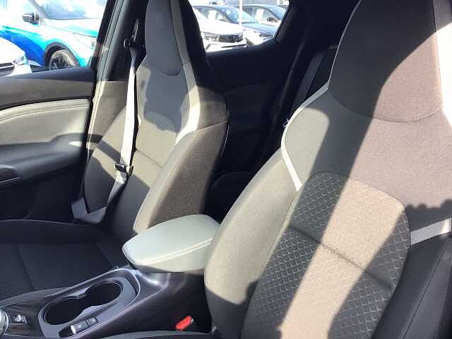 Nissan Juke 1.0 DIG-T N-Connecta (114ps) 5-Door Hatchback