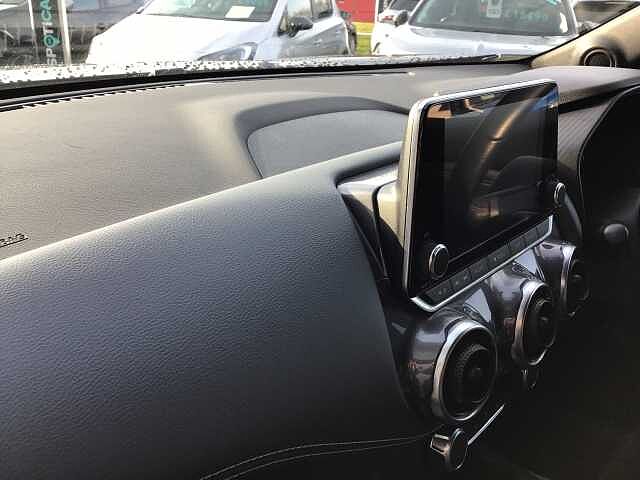 Nissan Juke 1.0 DIG-T N-Connecta (114ps) 5-Door Hatchback