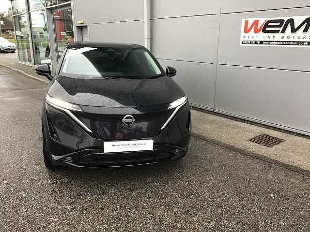 Nissan Ariya E (225kw) Evolve (22kW Charger) e-4ORCE