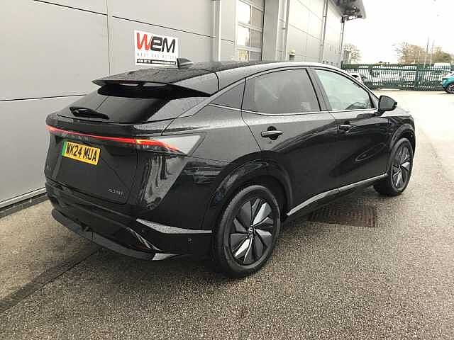 Nissan Ariya E (225kw) Evolve (22kW Charger) e-4ORCE