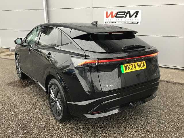 Nissan Ariya E (225kw) Evolve (22kW Charger) e-4ORCE