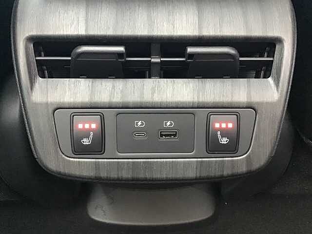 Nissan Ariya E (225kw) Evolve (22kW Charger) e-4ORCE
