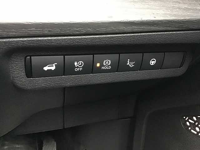 Nissan Ariya E (225kw) Evolve (22kW Charger) e-4ORCE
