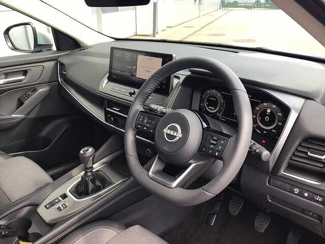 Nissan Qashqai 1.3 DIG-T (140ps) N-Connecta MHEV