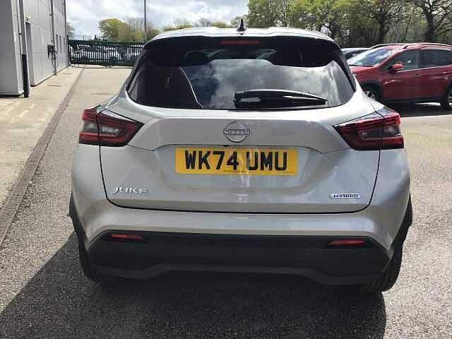 Nissan Juke 1.0 DIG-T N-Connecta (114ps) 5-Door Hatchback