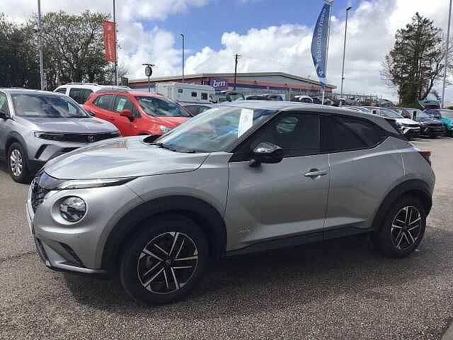 Nissan Juke 1.0 DIG-T N-Connecta (114ps) 5-Door Hatchback