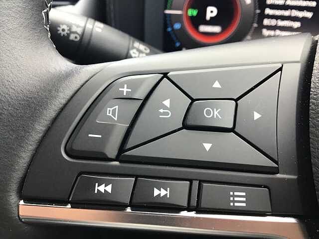 Nissan Juke 1.0 DIG-T N-Connecta (114ps) 5-Door Hatchback