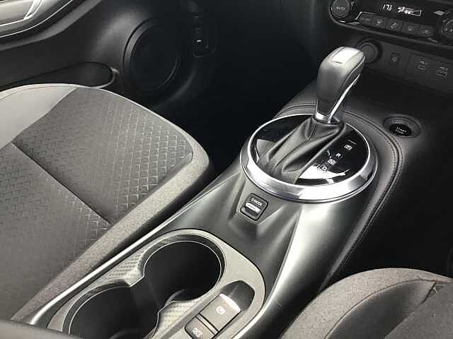 Nissan Juke 1.0 DIG-T N-Connecta (114ps) 5-Door Hatchback