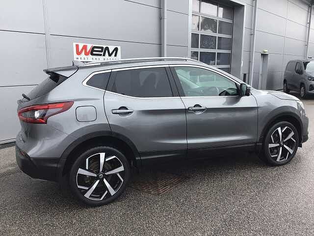 Nissan Qashqai 1.3 DIG-T (160ps) Tekna