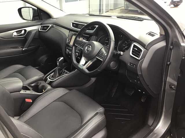 Nissan Qashqai 1.3 DIG-T (160ps) Tekna