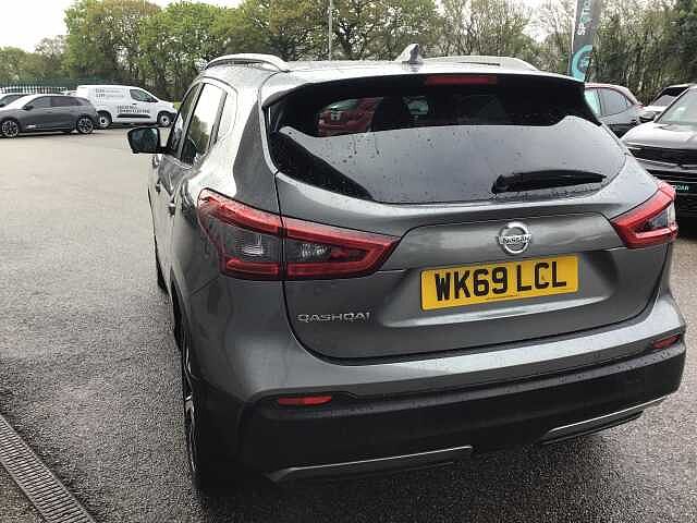 Nissan Qashqai 1.3 DIG-T (160ps) Tekna