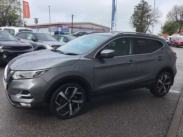 Nissan Qashqai 1.3 DIG-T (160ps) Tekna