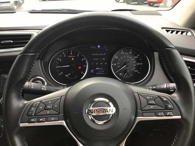 Nissan Qashqai 1.3 DIG-T (160ps) Tekna