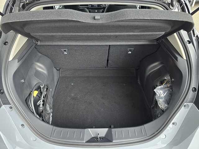 Nissan Leaf E (110kw) N-Connecta (39kWh) 5 Dr Hatchback