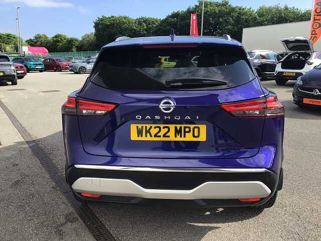 Nissan Qashqai 1.3 DIG-T (140ps) Tekna