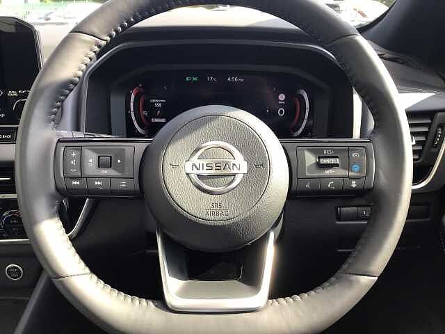 Nissan Qashqai 1.3 DIG-T (140ps) Tekna