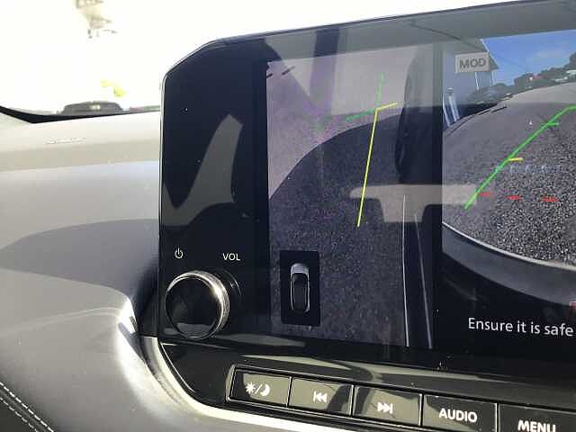 Nissan Qashqai 1.3 DIG-T (140ps) Tekna