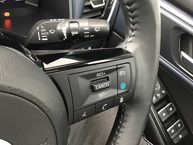 Nissan Qashqai 1.3 DiG-T MH Tekna 5dr