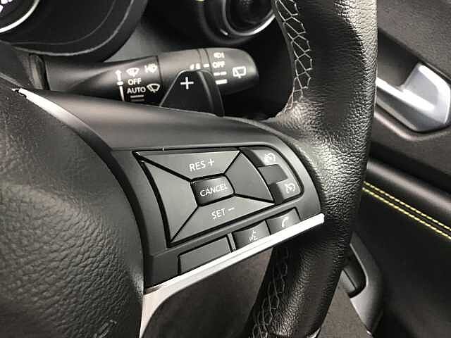 Nissan Juke 1.0 DiG-T 114 Kiiro 5dr DCT