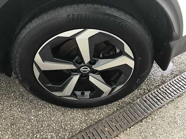 Nissan Qashqai 1.3 DiG-T MH 158 Premiere Edition 5dr Xtronic