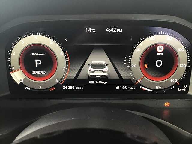 Nissan Qashqai 1.3 DiG-T MH 158 Premiere Edition 5dr Xtronic