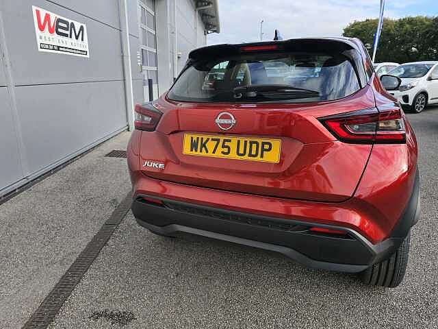 Nissan Juke 1.0 DiG-T Acenta Premium 5dr
