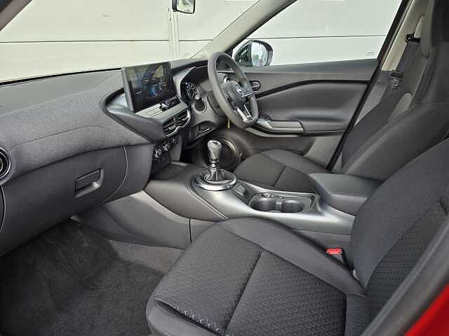 Nissan Juke 1.0 DiG-T Acenta Premium 5dr