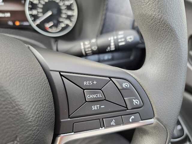 Nissan Juke 1.0 DiG-T Acenta Premium 5dr