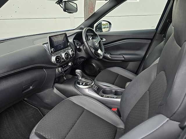 Nissan Juke 1.6 Hybrid N-Connecta 5dr Auto