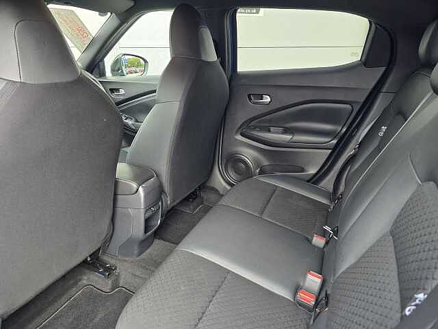 Nissan Juke 1.6 Hybrid N-Connecta 5dr Auto