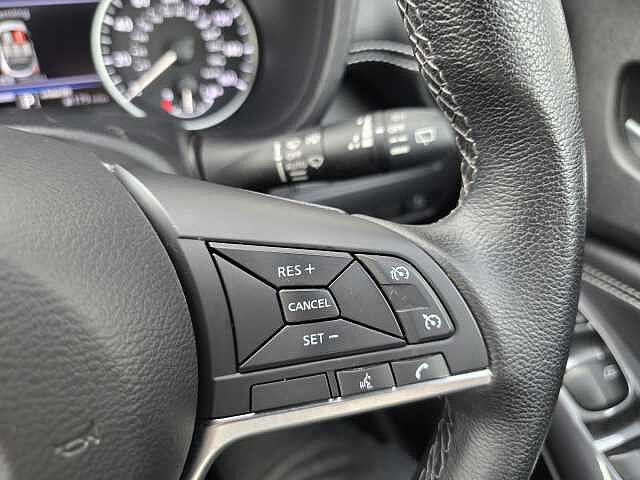 Nissan Juke 1.6 Hybrid N-Connecta 5dr Auto