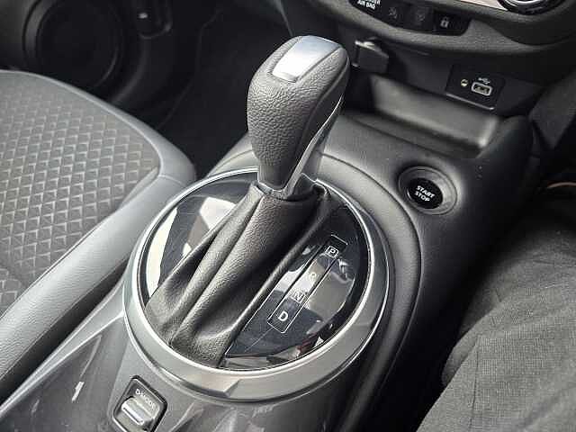 Nissan Juke 1.6 Hybrid N-Connecta 5dr Auto