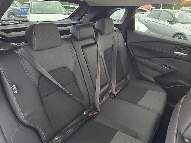 Nissan Qashqai Dig-T 140 MT N-Connecta