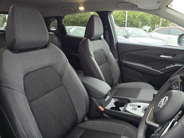 Nissan Qashqai Dig-T 140 MT N-Connecta