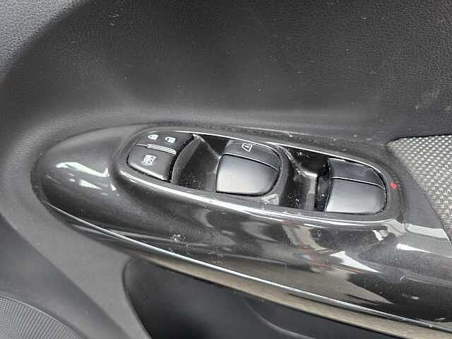 Nissan Juke 1.5 dCi N-Connecta 5dr